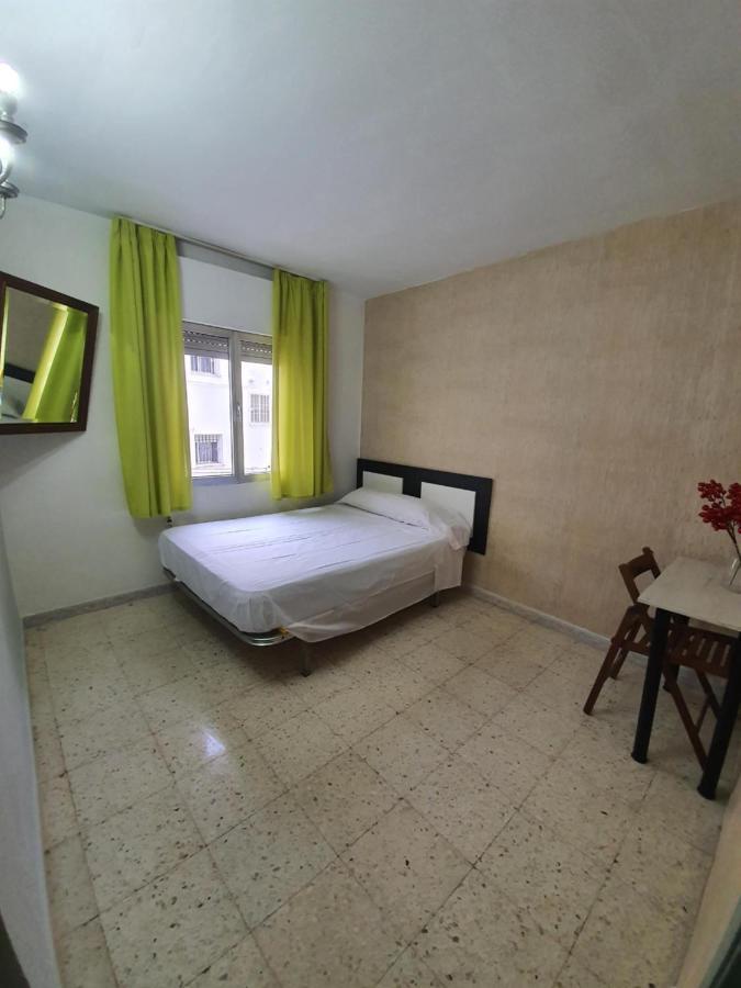 Amplio Apartamento En El Centro De Triana Apartment Seville Exterior photo